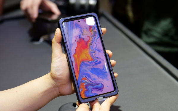 網友選出手機界的十大王者，綠哥手裡有閃充王者，你們的呢？