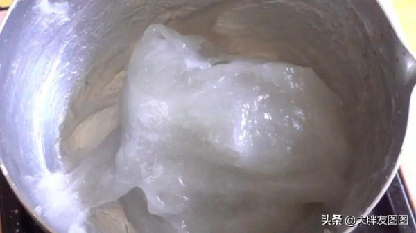 健康低脂的綠茶涼糕，QQ軟軟，不蒸不烤，味道清新