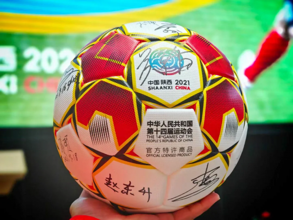 律法無邊,築夢綠茵場 | 煒衡風雷足球隊出征全運會 律法無邊,築夢綠茵場 | 煒衡風雷足球隊出征全運會