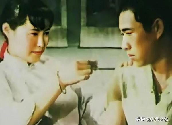 《駱駝祥子》選角：張豐毅拉車一月才過關，斯琴高娃拒演虎妞