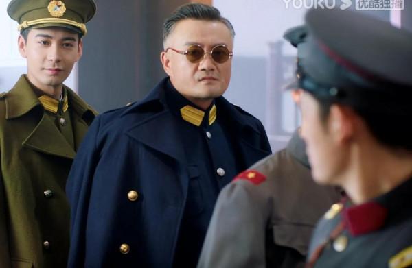 一見傾心：譚玹霖“扳倒”徐伯鈞，閔大成自殺謝罪