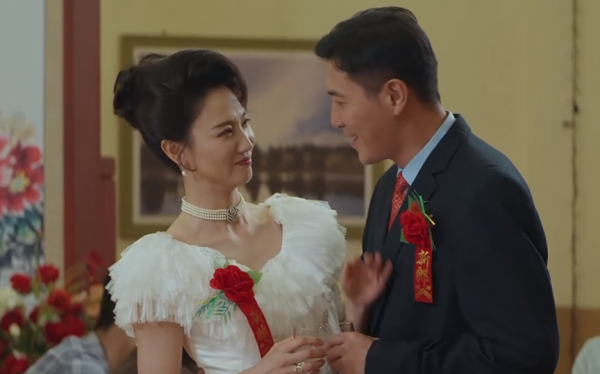 《王牌部隊》藏著3對真正夫妻，劇中不圓滿，生活裡甜得令人羨