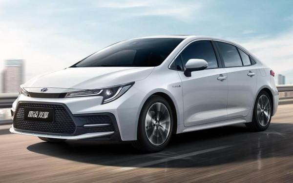 價格保持不變，配置小幅增加，2022款豐田雷凌雙擎上市
