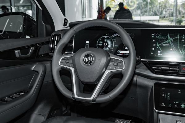 一公里才7分錢,7.9破百+3塊大屏,還能自動駕駛,實拍威馬W6 一公里才7分錢,7.9破百+3塊大屏,還能自動駕駛,實拍威馬W6