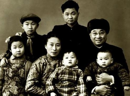 1992年，陳賡大將的妻子傅涯，為何不顧高齡執意要去臺灣？