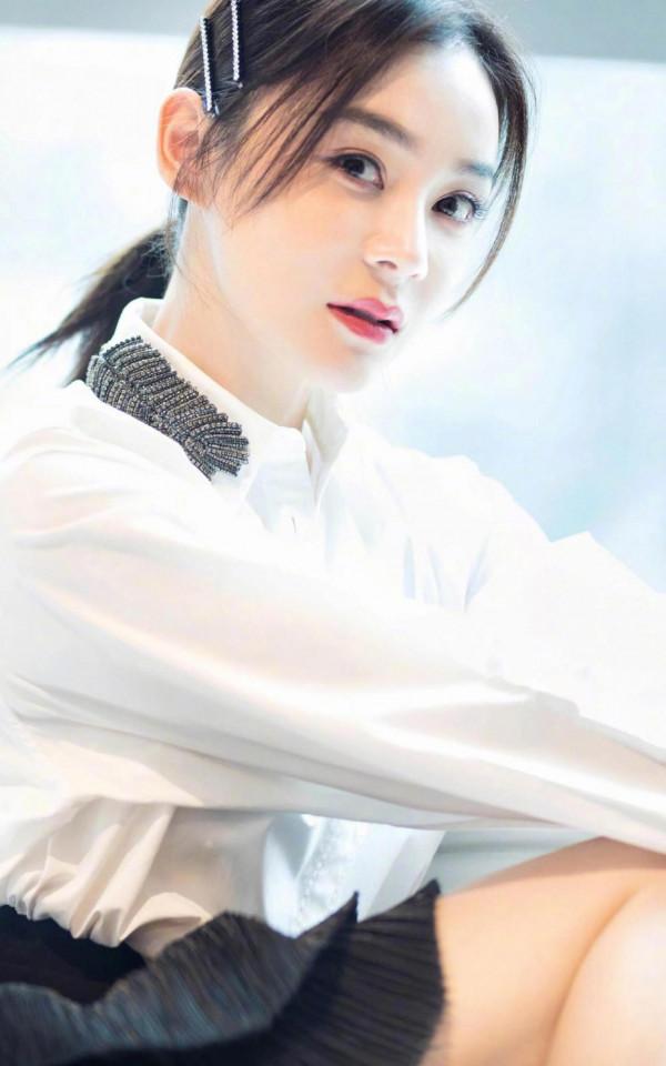 《笑傲江湖》中的女神任盈盈的扮演者-著名演員袁珊珊 《笑傲江湖》中的女神任盈盈的扮演者-著名演員袁珊珊