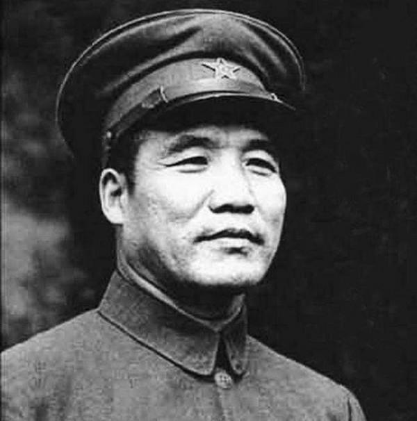 1945年，李達將軍收到一封信，鄧小平和劉伯承看過之後都說：要得
