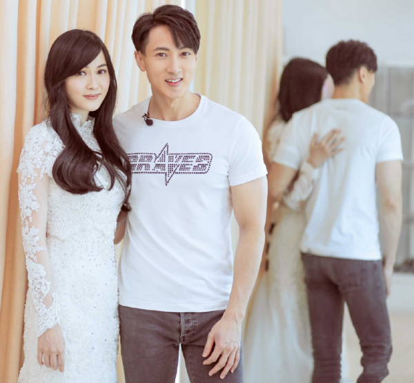 吳尊素人老婆原來這麼美,溫婉大方又有氣質,顏值不輸女明星 吳尊素人老婆原來這麼美,溫婉大方又有氣質,顏值不輸女明星