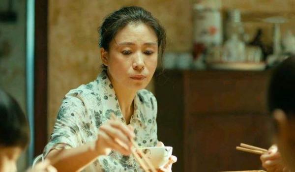 《開端》公交上的演員都不簡單,有奧斯卡評委,還有國家一級演員 《開端》公交上的演員都不簡單,有奧斯卡評委,還有國家一級演員