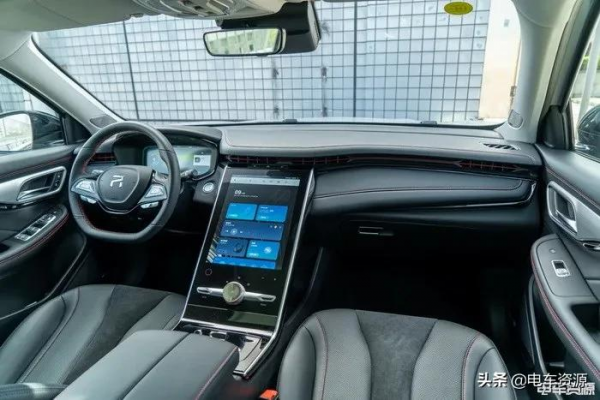 這輛SUV開出了高階轎車的feel？試駕飛凡MARVEL R