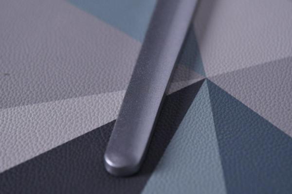 居然如此簡約 同方精銳Z1-557一體機開箱+拆解