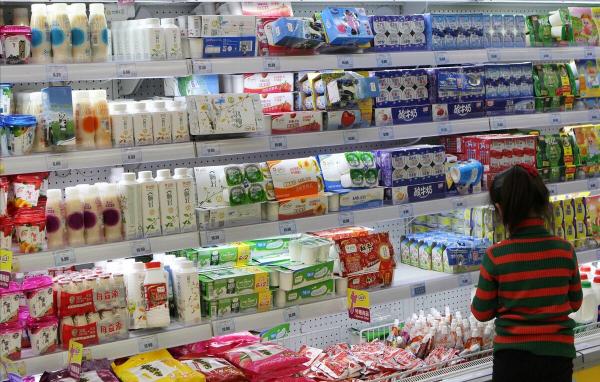 多喝奶能補鈣助長高，不想給孩子喝“假奶”，這份挑選攻略要看看