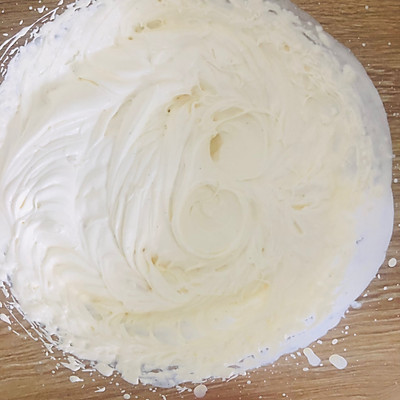 幾分鐘搞定奧利奧颶風蛋糕卷，一步就搞定