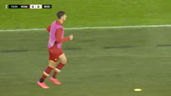 穆里尼奧又變出來一名中衛，羅馬第三隊長，同時獲得兩大名帥青睞