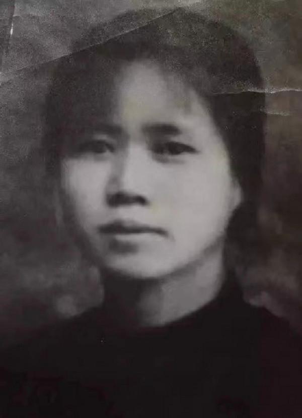 曹誠英：21歲愛上胡適並同居三月，終生未嫁，臨終前託人焚燒書信