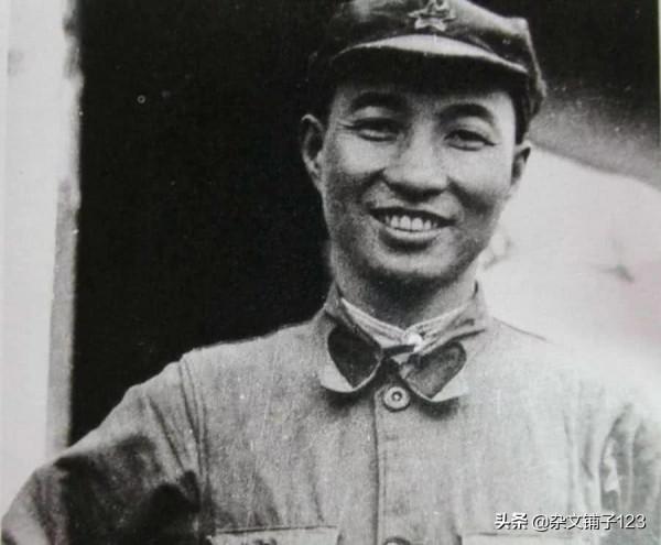 1961年陳賡病逝,臨終前拉著兒子的手:我死後,你會不會哭我啊? 1961年陳賡病逝,臨終前拉著兒子的手:我死後,你會不會哭我啊?