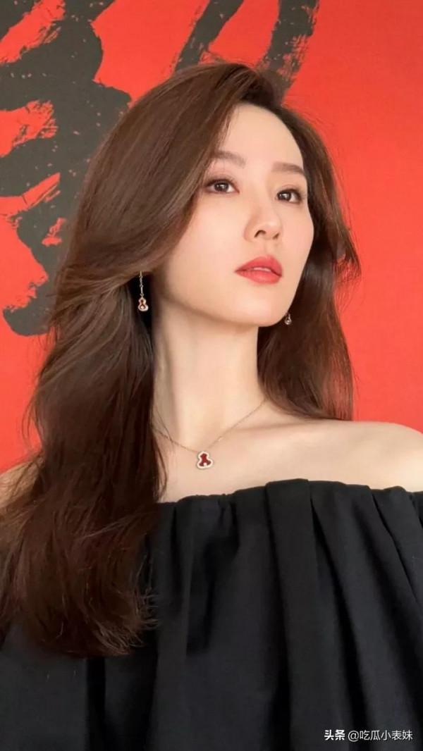 劉詩詩，顏值超群，身材迷人