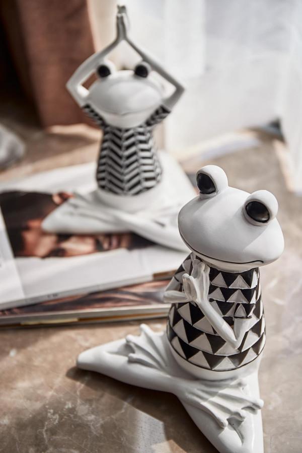 巴掌大的陽臺也能做花園?這戶人家真會玩 巴掌大的陽臺也能做花園?這戶人家真會玩