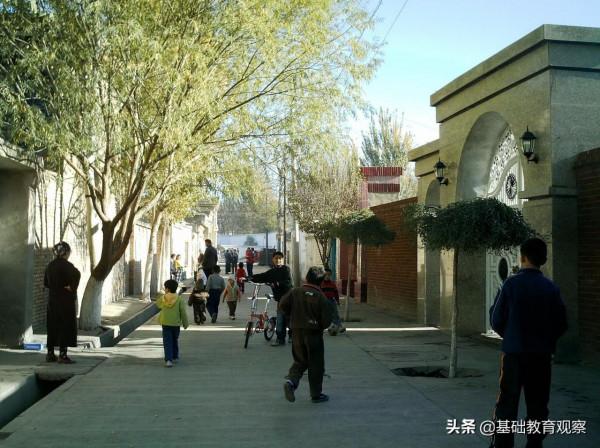 走遍新疆：去維吾爾族人家做客