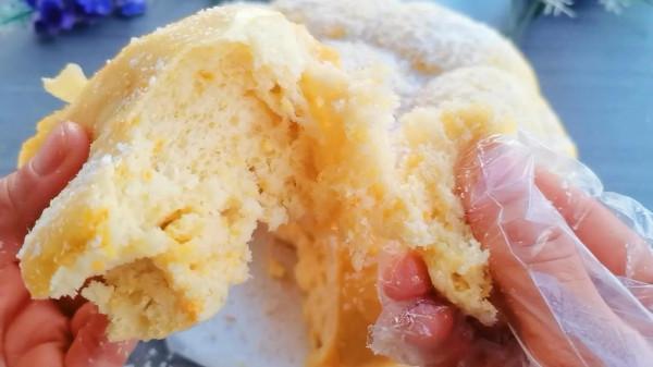 用橙子給家人做麵包，香甜鬆軟，橙香味兒十足，大人孩子都愛吃