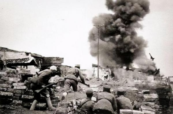 身高1米9,一戰砍死27個鬼子獲毛主席接見,因傷錯過授銜大笑離世 身高1米9,一戰砍死27個鬼子獲毛主席接見,因傷錯過授銜大笑離世