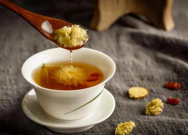 肝不好的人有3類明顯特徵！常喝3粥2茶，養護肝臟，比吃藥強