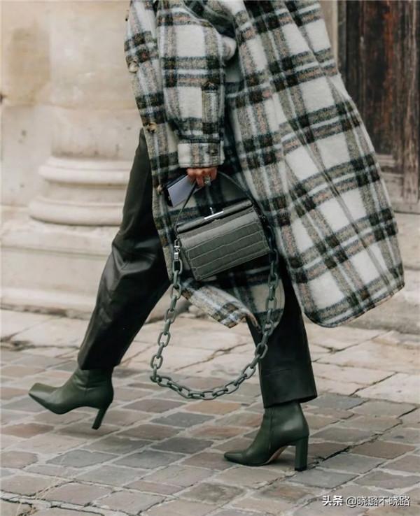 別再露腳踝了,“九分褲+短靴”才是40歲女人正確的開啟方式 別再露腳踝了,“九分褲+短靴”才是40歲女人正確的開啟方式