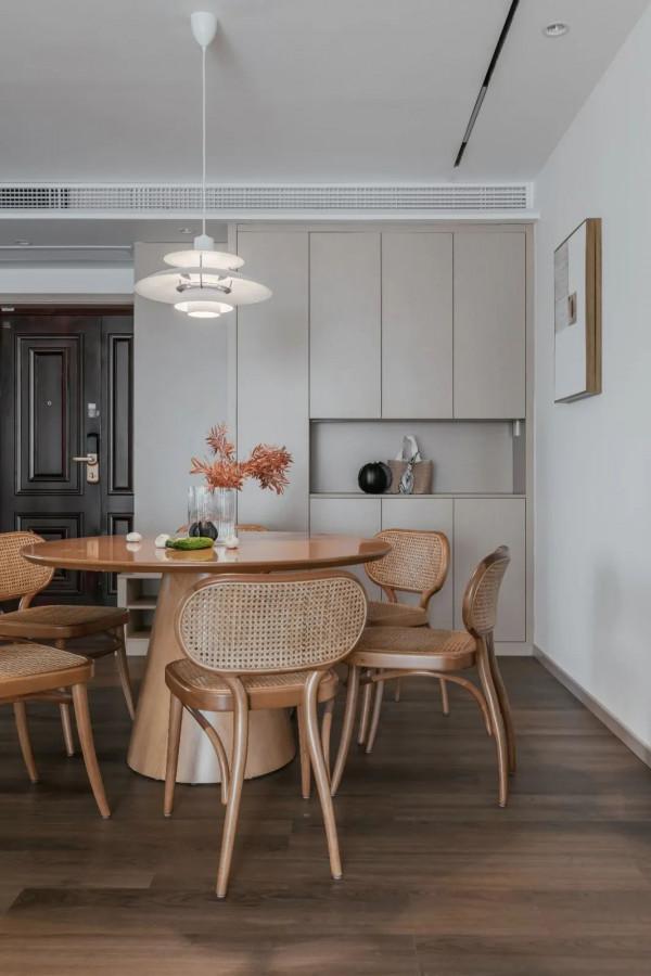 黃石裝修 | 146㎡現代簡約設計風格，打造南北朝向的明亮空間