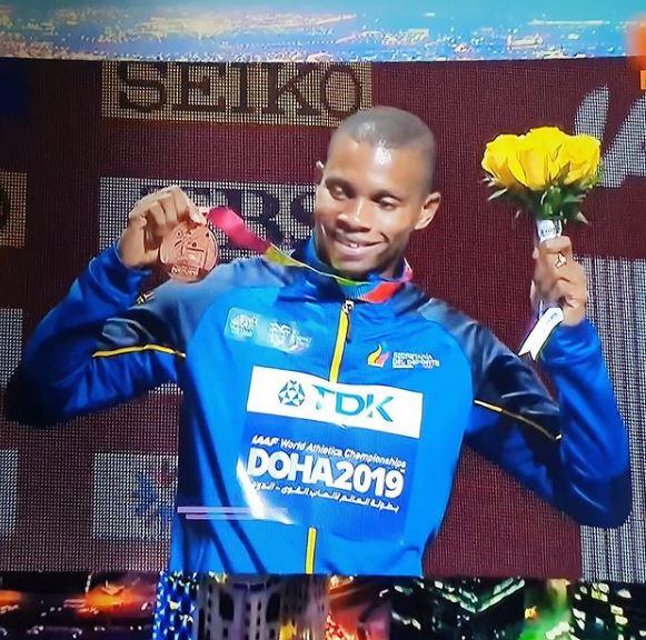 厄瓜多的奧運英雄，慘死於街頭槍殺