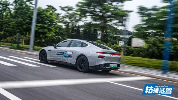 一次評測5款熱門純電動車！大眾ID.4 X、小鵬P7、極星2等誰贏了？