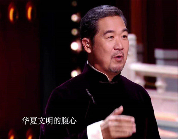 66歲的張國立吃夜宵排場大,步履緩慢顯老態,身體狀況引人擔憂 66歲的張國立吃夜宵排場大,步履緩慢顯老態,身體狀況引人擔憂