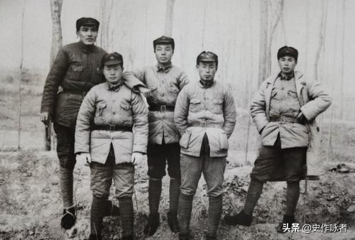 1955年授銜時，有十位開國上將被當場任命為軍區司令，他們都是誰