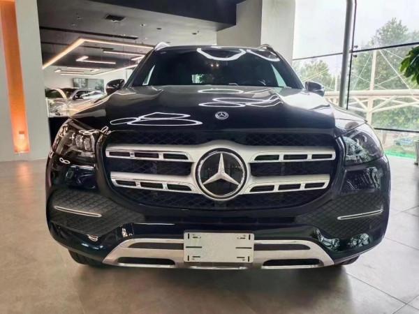 賓士GLS450改裝邁巴赫版本？一個月時間將內飾外觀1:1復刻出來