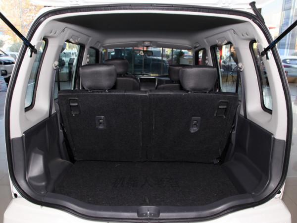 鬧著玩呢 新能源老北斗星也敢賣這個價 昌河北斗星電動汽車綠牌轎車