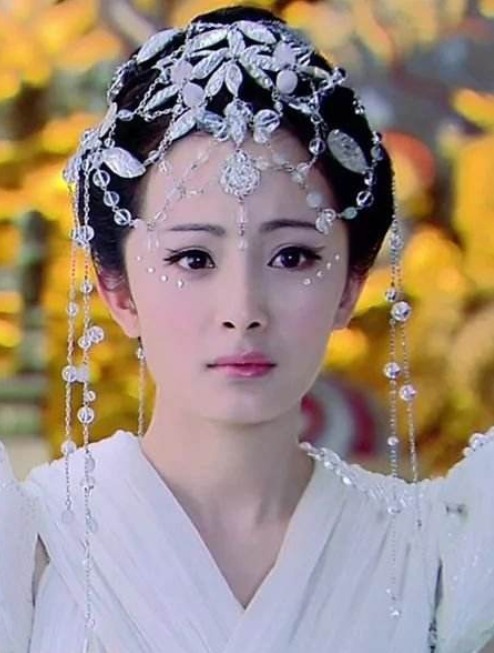 珠子鏈子別亂戴，有人戴上仙氣逼人，有人戴上淘寶風燻人