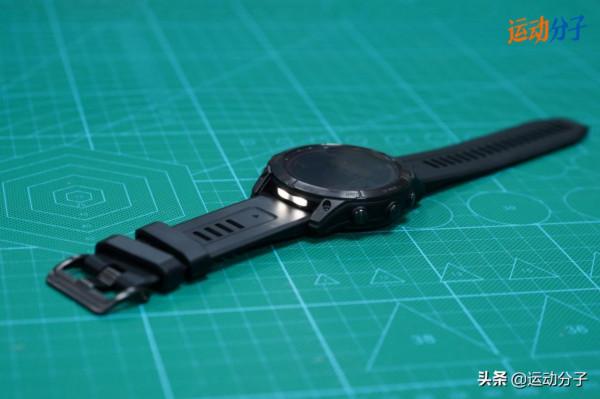 最新款Garmin fenix 7系列體驗：除了觸控式螢幕外，還升級了哪些功能？