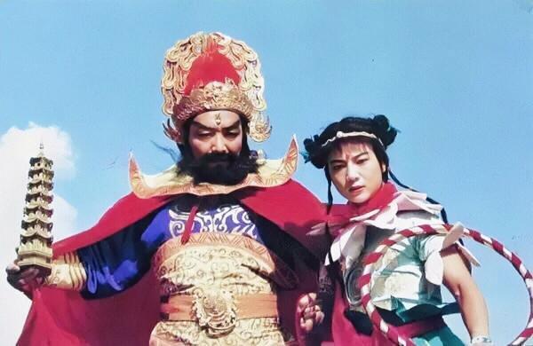 李靖為什麼一直拖著寶塔，沒了寶塔都不敢跟哪吒說話了