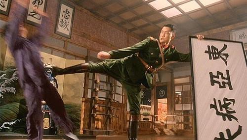 周比利:唯一世界級華人拳王,打傷李連杰踢飛吳京,卻被迫退圈 周比利:唯一世界級華人拳王,打傷李連杰踢飛吳京,卻被迫退圈