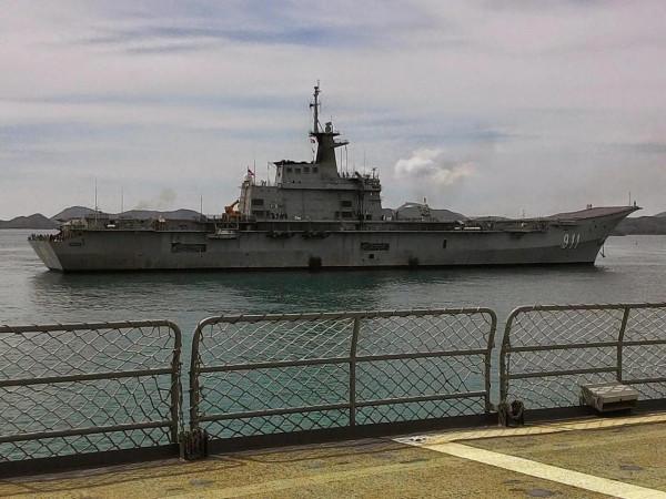 &OpenCurlyDoubleQuote;差克里&CenterDot;納呂貝特&rdquo;號航空母艦圖集（70圖）