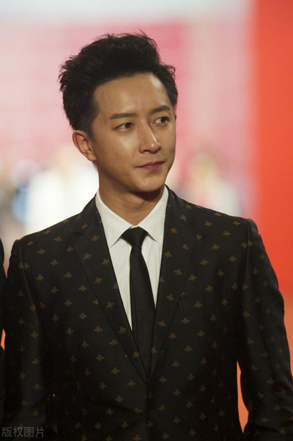 廣電總局要求禁止演員撕番位，外籍演員註明國籍，網嘆：撥亂反正