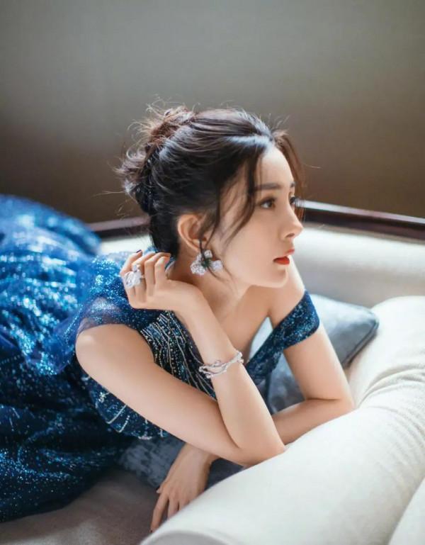 明星的美圖世界秀之女星楊冪 明星的美圖世界秀之女星楊冪