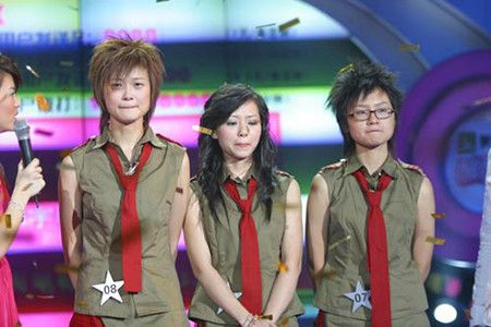 無價之姐，李宇春的黑紅往事，她是劃時代的標籤，憑什麼紅那麼久