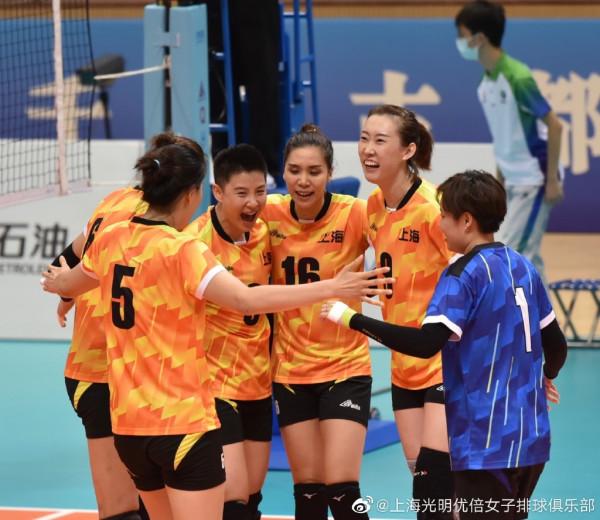 山東球迷質疑女排遼滬戰打默契球：違反體育精神，應取消比賽資格