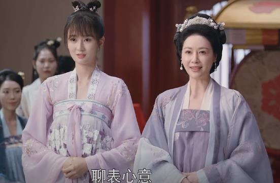 明明是相似的造型，為什麼趙露思跟喬欣扮上，差別會那麼大？