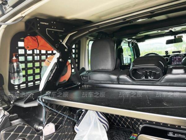 沒有升高的Jeep怎麼改 看重慶車友的牧馬人撒哈拉改裝案例