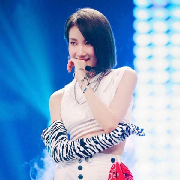 明星百萬修圖師名副其實？有的技術堪比&OpenCurlyDoubleQuote;換頭&rdquo;，有的卻越修越醜