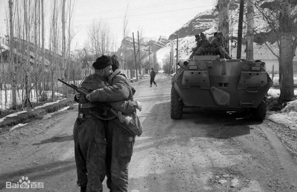 出使硝煙瀰漫的塔吉克——郗照明 出使硝煙瀰漫的塔吉克——郗照明