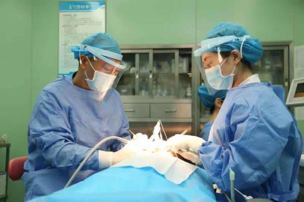 3歲兒童18顆蛀牙 專家提醒:防齲治齲應從娃娃抓起 3歲兒童18顆蛀牙 專家提醒:防齲治齲應從娃娃抓起