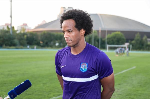 昨天15點！中超津門虎收穫滿滿：魯能成“磨刀石”，中秋舒服了