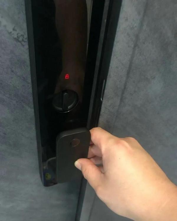 推拉智慧鎖頻繁夾手？行業通病究竟應該如何解決？